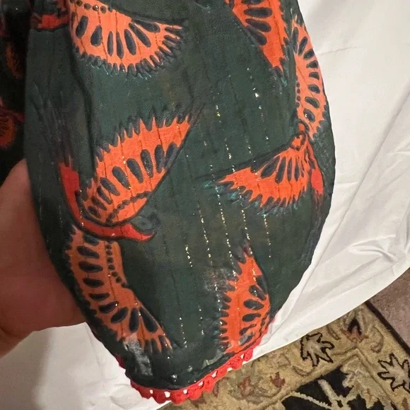 SOLD**** Rachel Zoe L Phoenix bird novelty print top Bell balloon sleeves - Picture 14 of 16